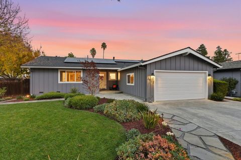 Photo of 2902 Hidalgo Court, SAN JOSE, CA 95125 (MLS # ML82028624)