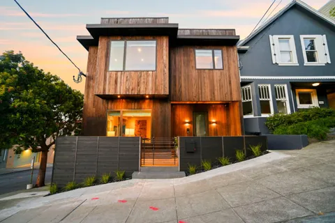 MLS: ML82004841