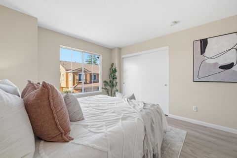 Tiny photo for 322 Sandhurst Drive, MILPITAS, CA 95035 (MLS # ML82038932)