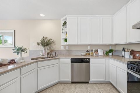 Tiny photo for 322 Sandhurst Drive, MILPITAS, CA 95035 (MLS # ML82038932)