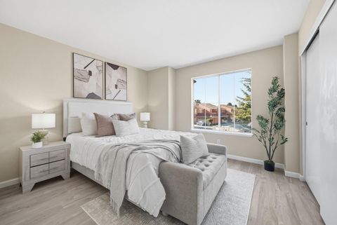 Tiny photo for 322 Sandhurst Drive, MILPITAS, CA 95035 (MLS # ML82038932)