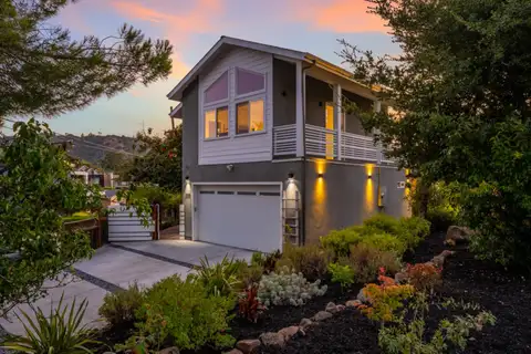 300 De Anza Avenue, San Carlos, CA 94070 - #: ML82056984