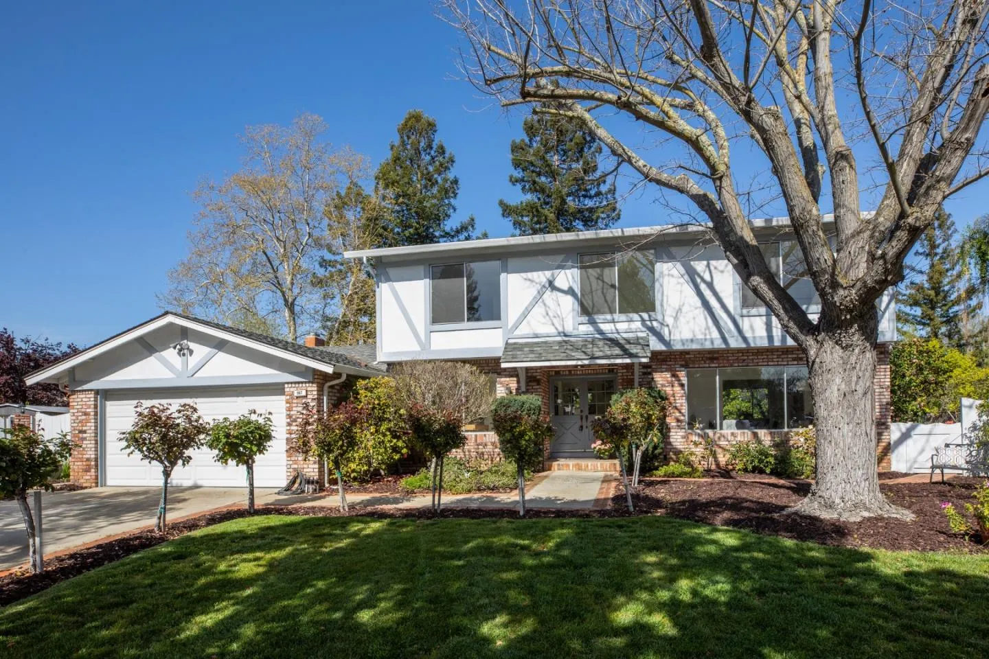 San Jose, California 95120, United States, 5 Bedrooms Bedrooms, ,3 BathroomsBathrooms,Residential,Pending,105365