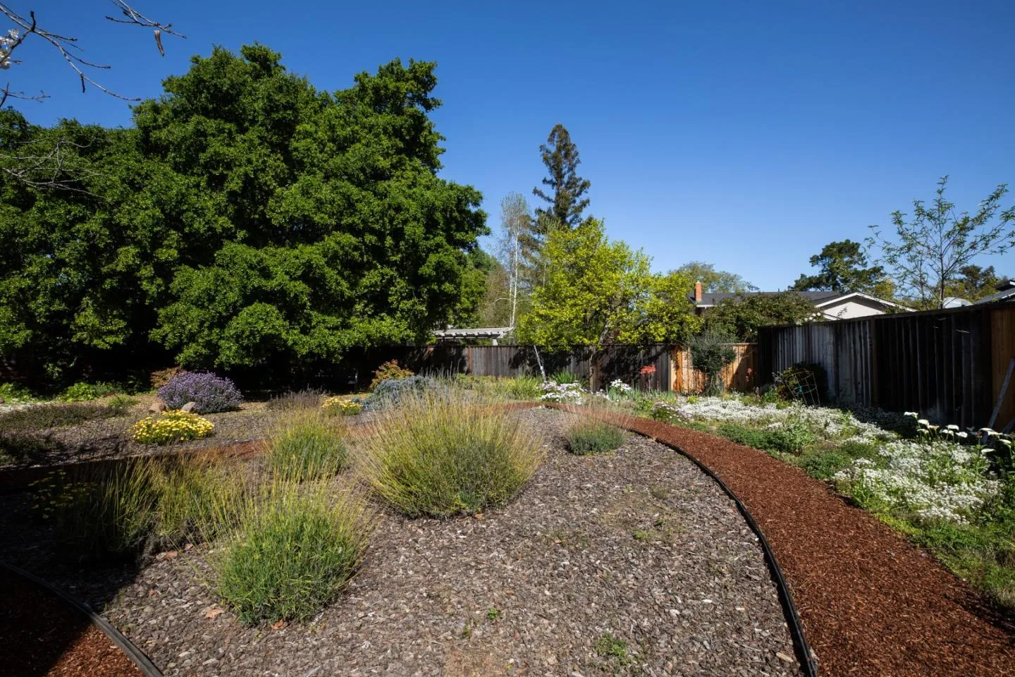 San Jose, California 95120, United States, 5 Bedrooms Bedrooms, ,3 BathroomsBathrooms,Residential,Pending,105365