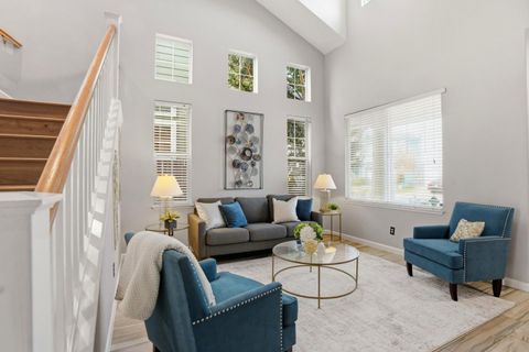 Tiny photo for 928 Wilks Street, EAST PALO ALTO, CA 94303 (MLS # ML82032913)