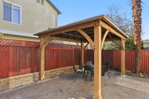 Tiny photo for 928 Wilks Street, EAST PALO ALTO, CA 94303 (MLS # ML82032913)