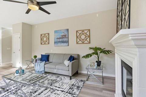 Tiny photo for 928 Wilks Street, EAST PALO ALTO, CA 94303 (MLS # ML82032913)