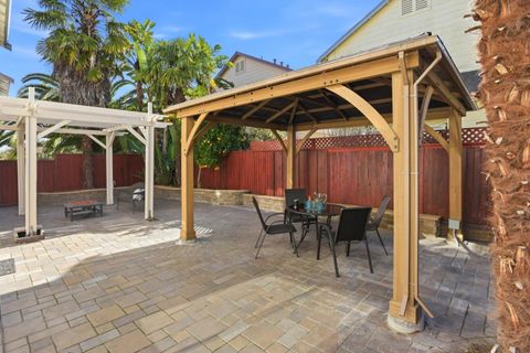 Tiny photo for 928 Wilks Street, EAST PALO ALTO, CA 94303 (MLS # ML82032913)