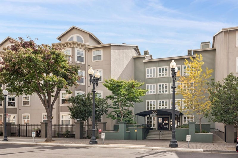 555 10th Street 102