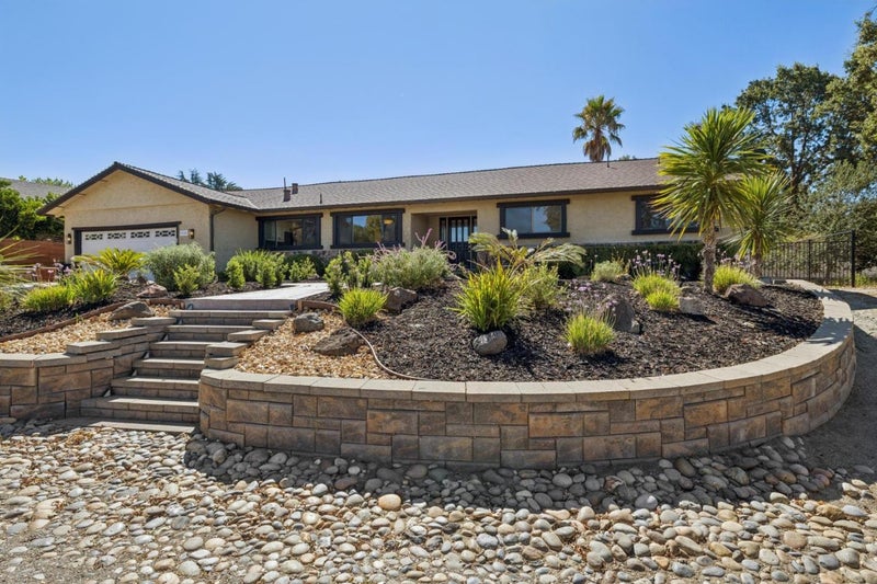 3120 Oak Leaf Court