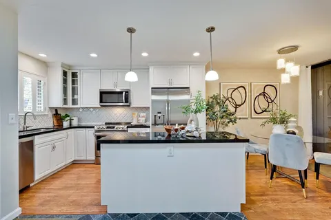 268 Andsbury Avenue, Mountain View, CA 94043 - #: ML82021063