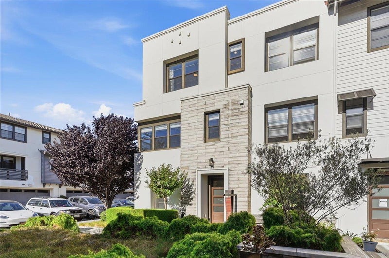 37523 Silverstreak Terrace