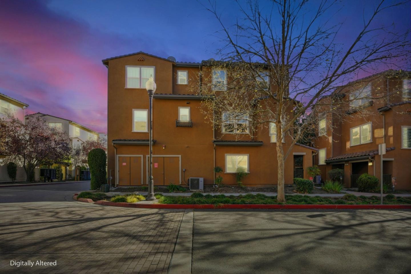 43896 Paso Pino Common