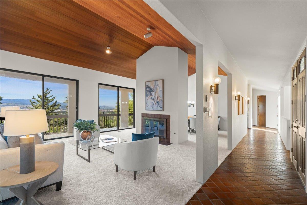 16655 Oak View Circle