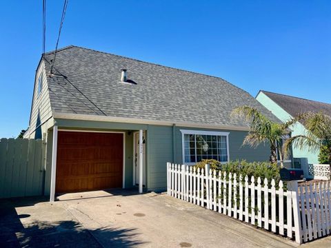 Tiny photo for 672 Claridge Drive, PACIFICA, CA 94044 (MLS # ML82023272)