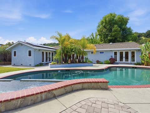 Photo of 135 Belcrest Drive, LOS GATOS, CA 95032 (MLS # ML82049443)