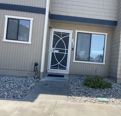 Photo of 801 Nash Road #E7, Hollister, CA 95023 (MLS # ML82049124)