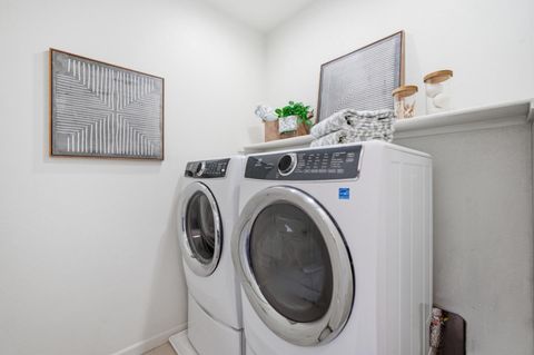 Tiny photo for 115 Lusitano Way, Gilroy, CA 95020 (MLS # ML82039105)