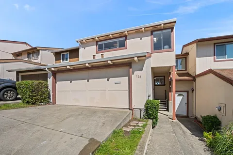128 Saint Michaels Court, Daly City, CA 94015 - #: ML81998795