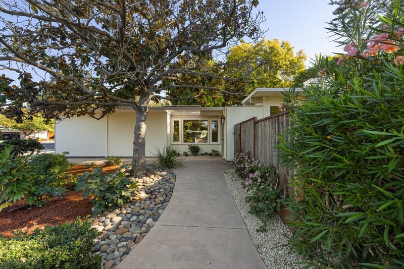 716 Gailen Avenue