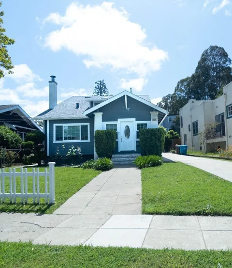 MLS: ML82059432