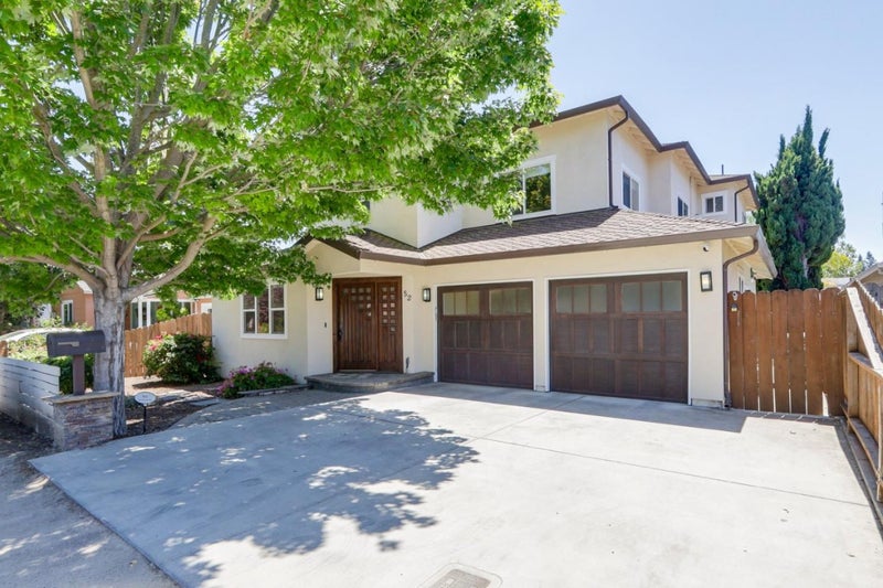 52 Murray Court
