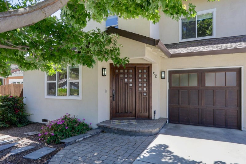 52 Murray Court