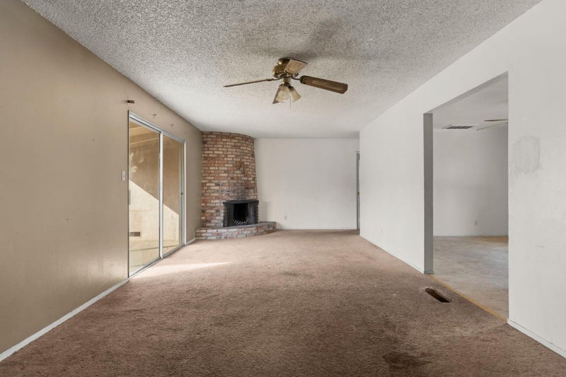 1936 Reseda Lane