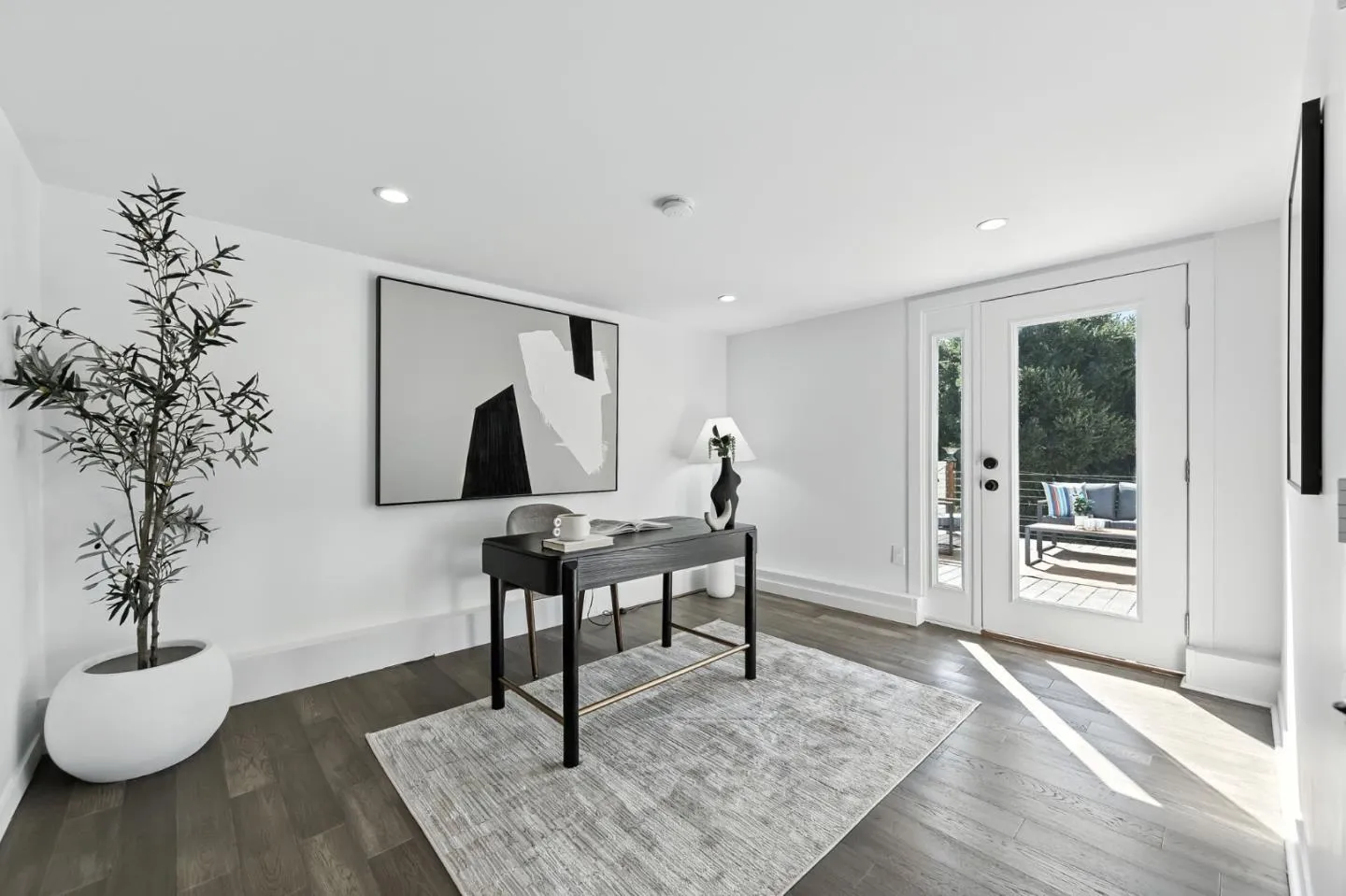 Belmont, California 94002, United States, 5 Bedrooms Bedrooms, ,4 BathroomsBathrooms,Residential,Active,199017