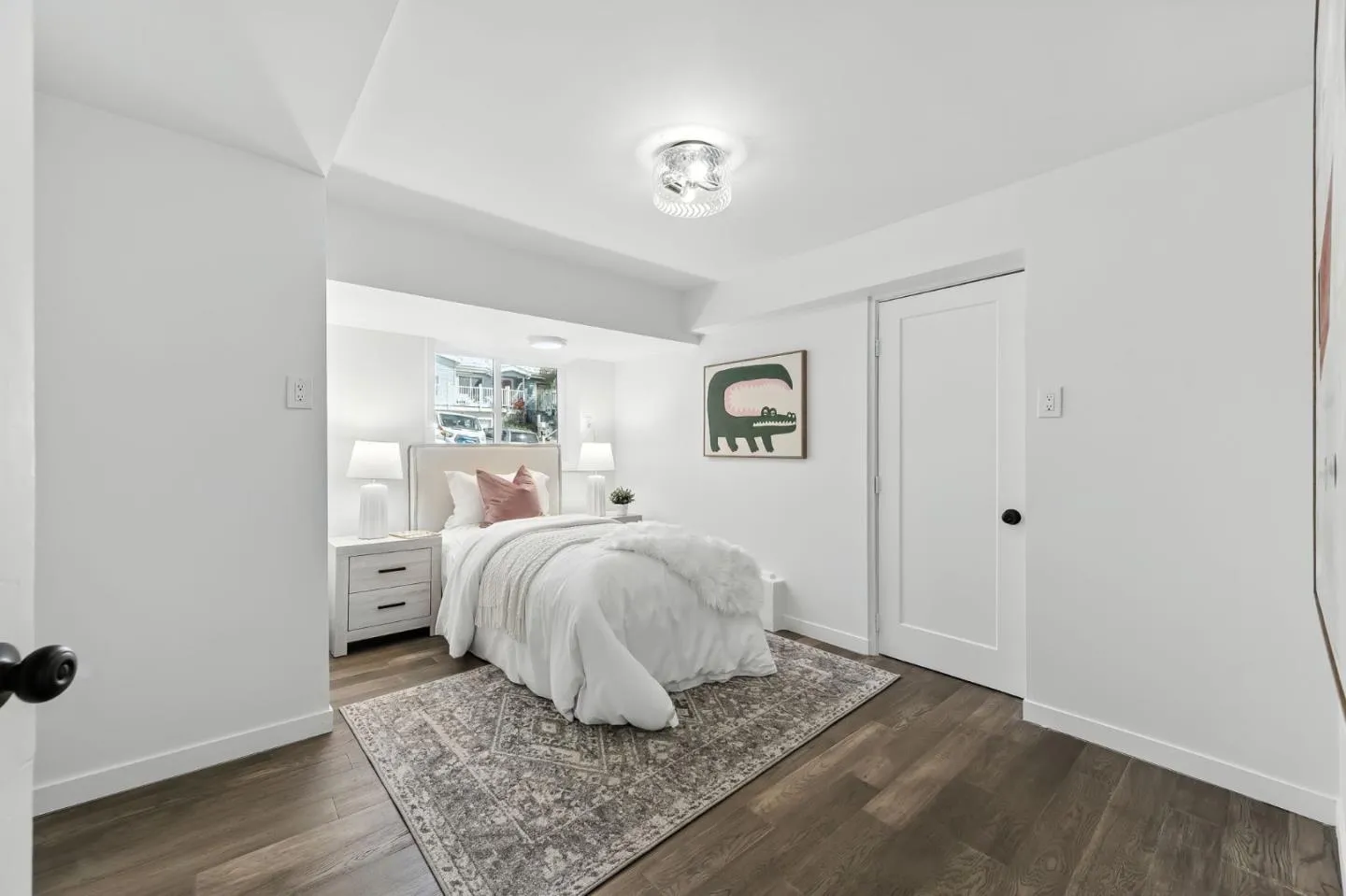 Belmont, California 94002, United States, 5 Bedrooms Bedrooms, ,4 BathroomsBathrooms,Residential,Active,199017