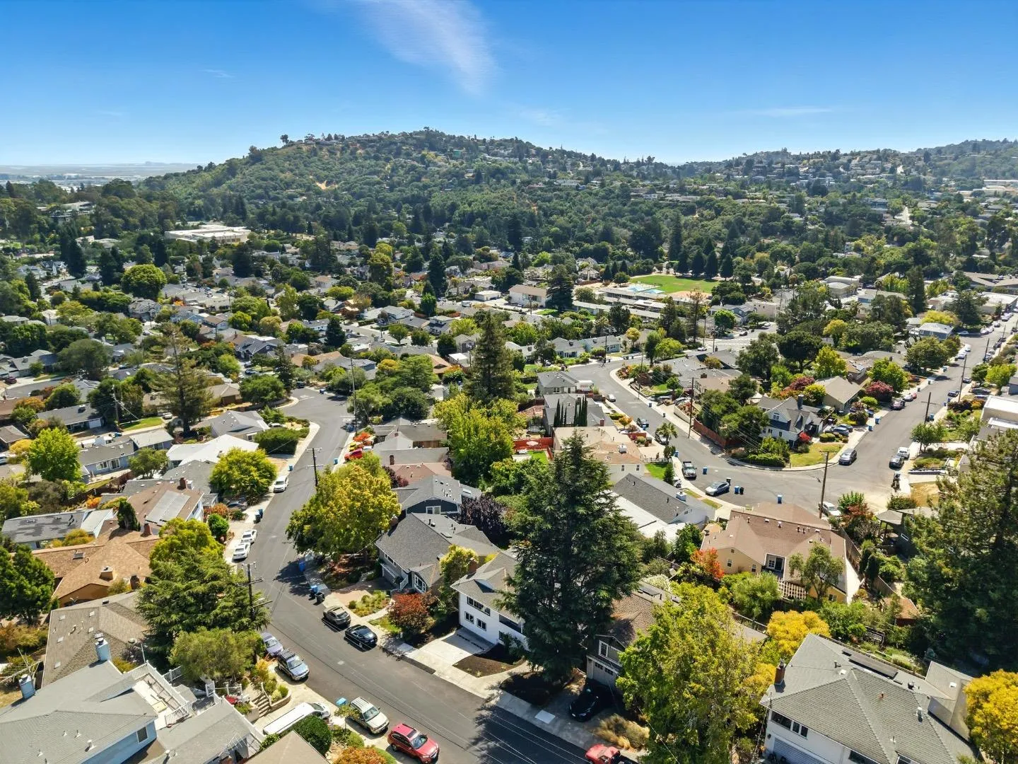 Belmont, California 94002, United States, 5 Bedrooms Bedrooms, ,4 BathroomsBathrooms,Residential,Active,199017