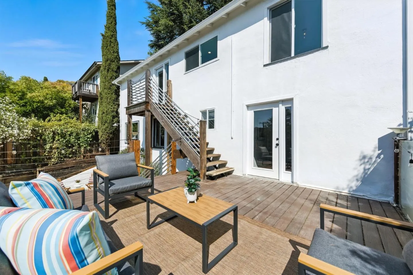 Belmont, California 94002, United States, 5 Bedrooms Bedrooms, ,4 BathroomsBathrooms,Residential,Active,199017