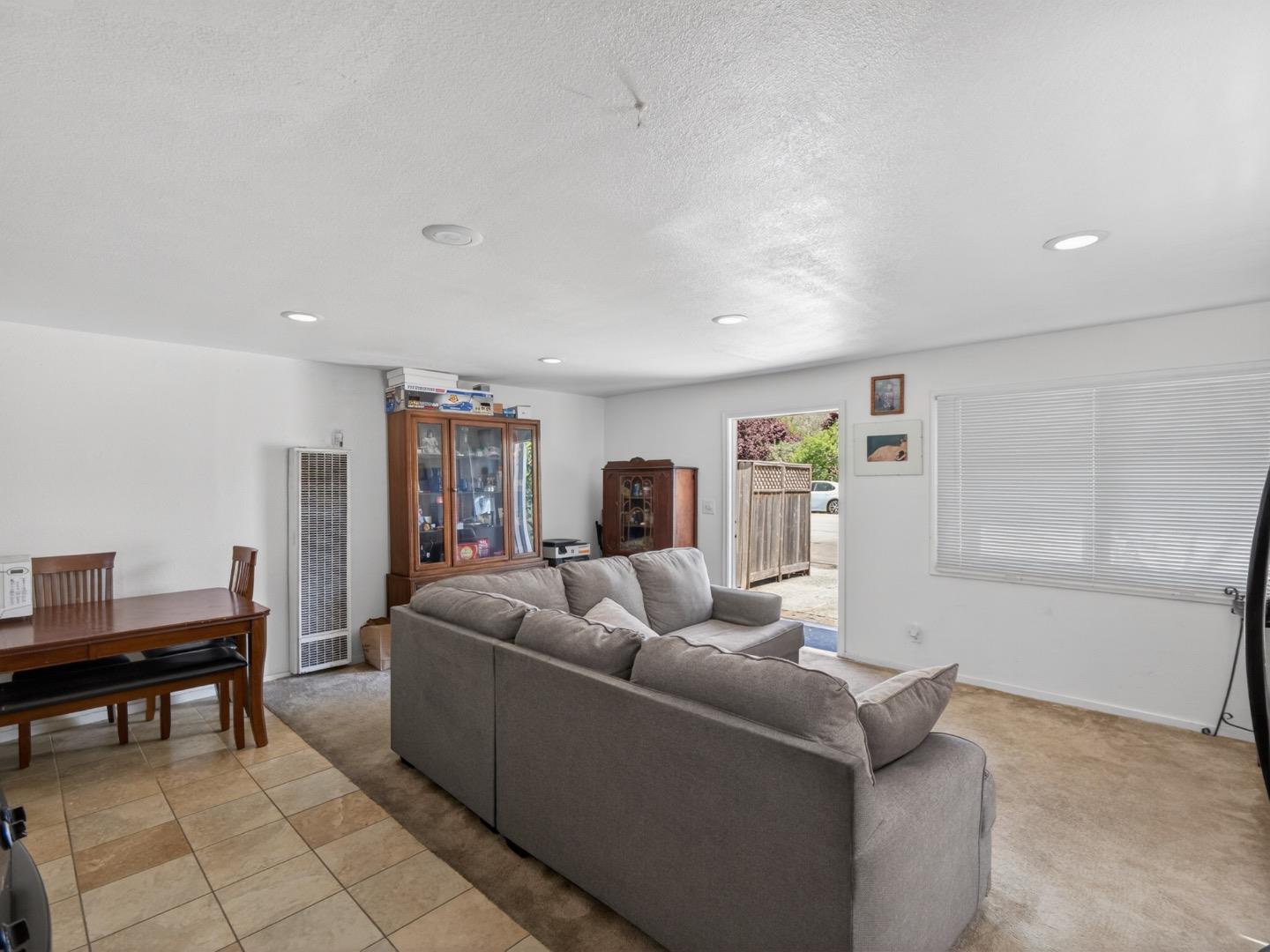 2545 Mar Vista Drive