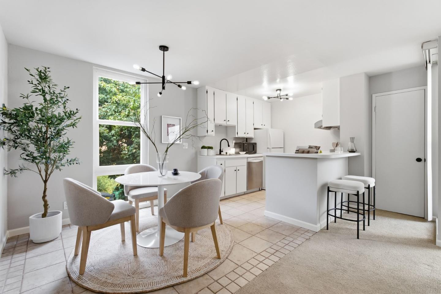 250 Whitmore Street 104