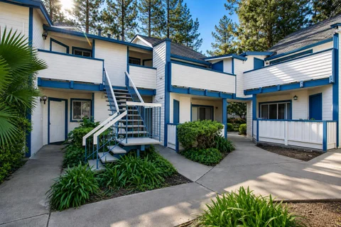 MLS: ML82059538
