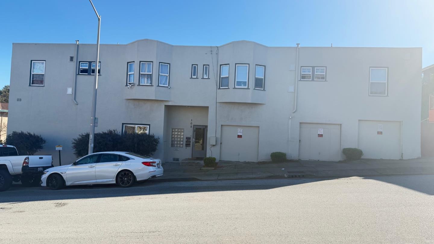 105 Chadbourne Avenue