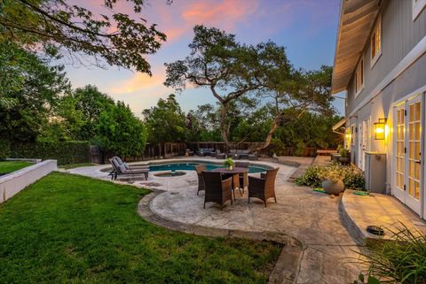 Tiny photo for 220 Robin Road, HILLSBOROUGH, CA 94010 (MLS # ML82048818)