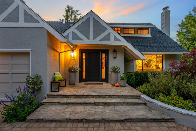 220 Robin Road