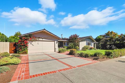 Tiny photo for 83 Almond Avenue, LOS ALTOS, CA 94022 (MLS # ML82024302)