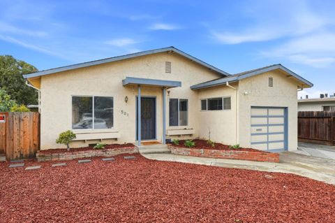 Tiny photo for 501 Lochridge Drive, SAN JOSE, CA 95133 (MLS # ML82027860)
