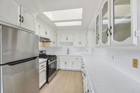 Tiny photo for 501 Lochridge Drive, SAN JOSE, CA 95133 (MLS # ML82027860)