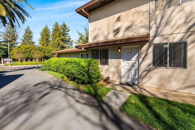 1730 Fremont Court 2