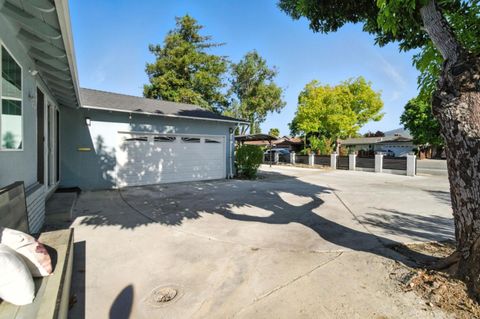 1705 Blossom Hill Road San Jose CA 95124