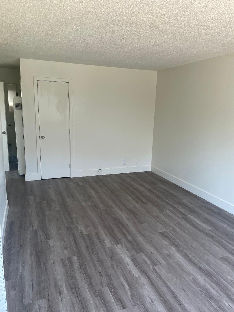 1385 San Tomas Aquino Parkway