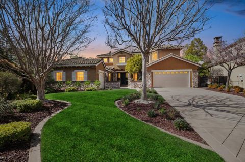 Featured picture for the property ML81994344