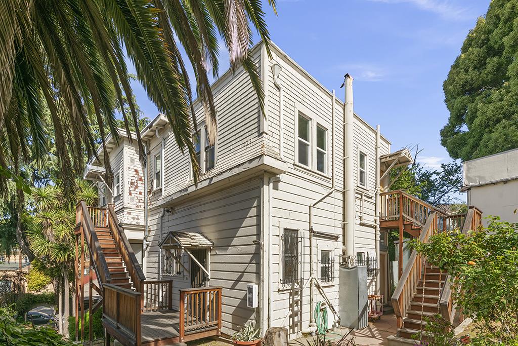 320-324 Athol Avenue