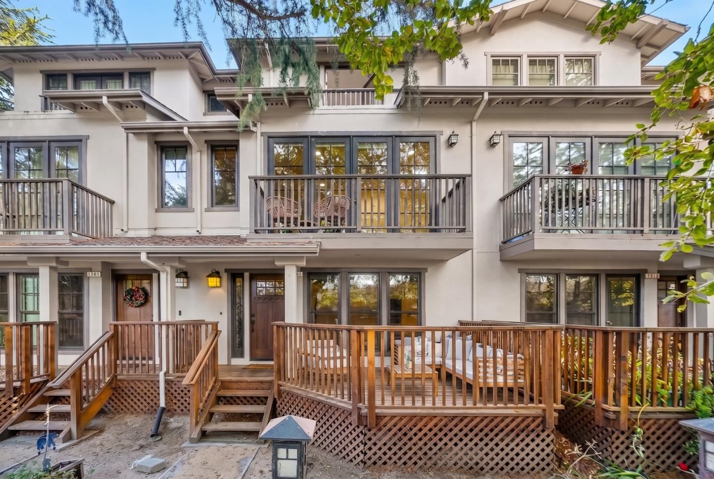1507 Hummingbird Place Pl