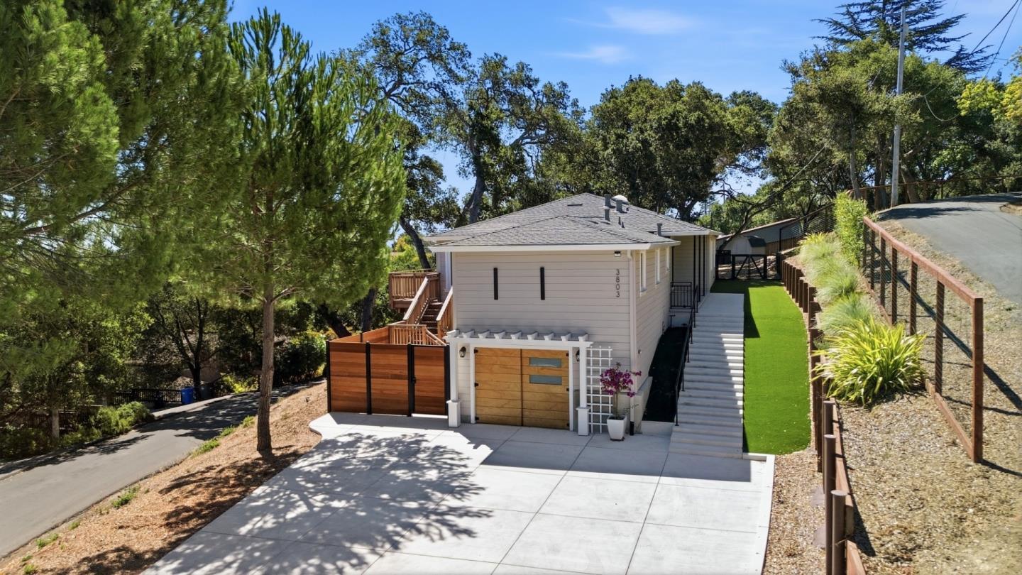 3803 Hamilton Way