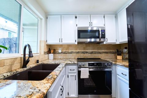 Tiny photo for 5214 Jacana Lane, San Jose, CA 95123 (MLS # ML82029348)