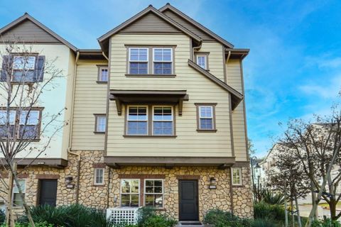 Photo of 1052 Aster Avenue, SUNNYVALE, CA 94086 (MLS # ML82035347)